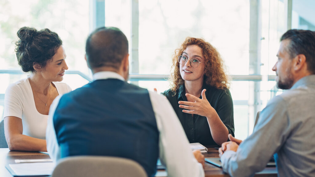 Tijdens de opleiding tot mediator van Conflictbemiddeling Nederland werk je onder andere in kleine groepjes aan je mediation vaardigheden