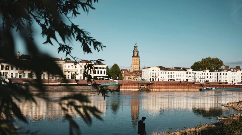 Op zoek naar een leuke opleiding tot Mediator in de buurt van Zutphen? Neem contact op met Conflictbemiddeling Nederland - locatie Apeldoorn.