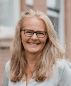 Ine Bolssens is een van de hoofdtrainers van de opleiding tot mediator van Conflictbemiddeling Nederland